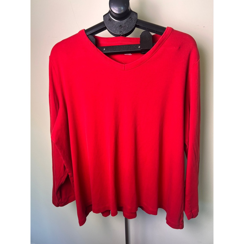 LL Bean Long Sleeve Tee Women XL Red Excellent V-Neck Cotton Casual Basic
